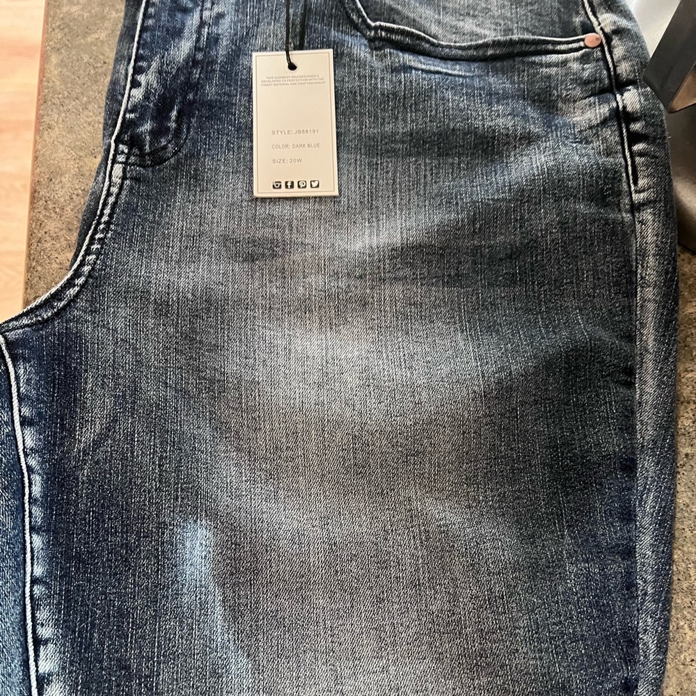 NWT size 20W Judy Blue jeans